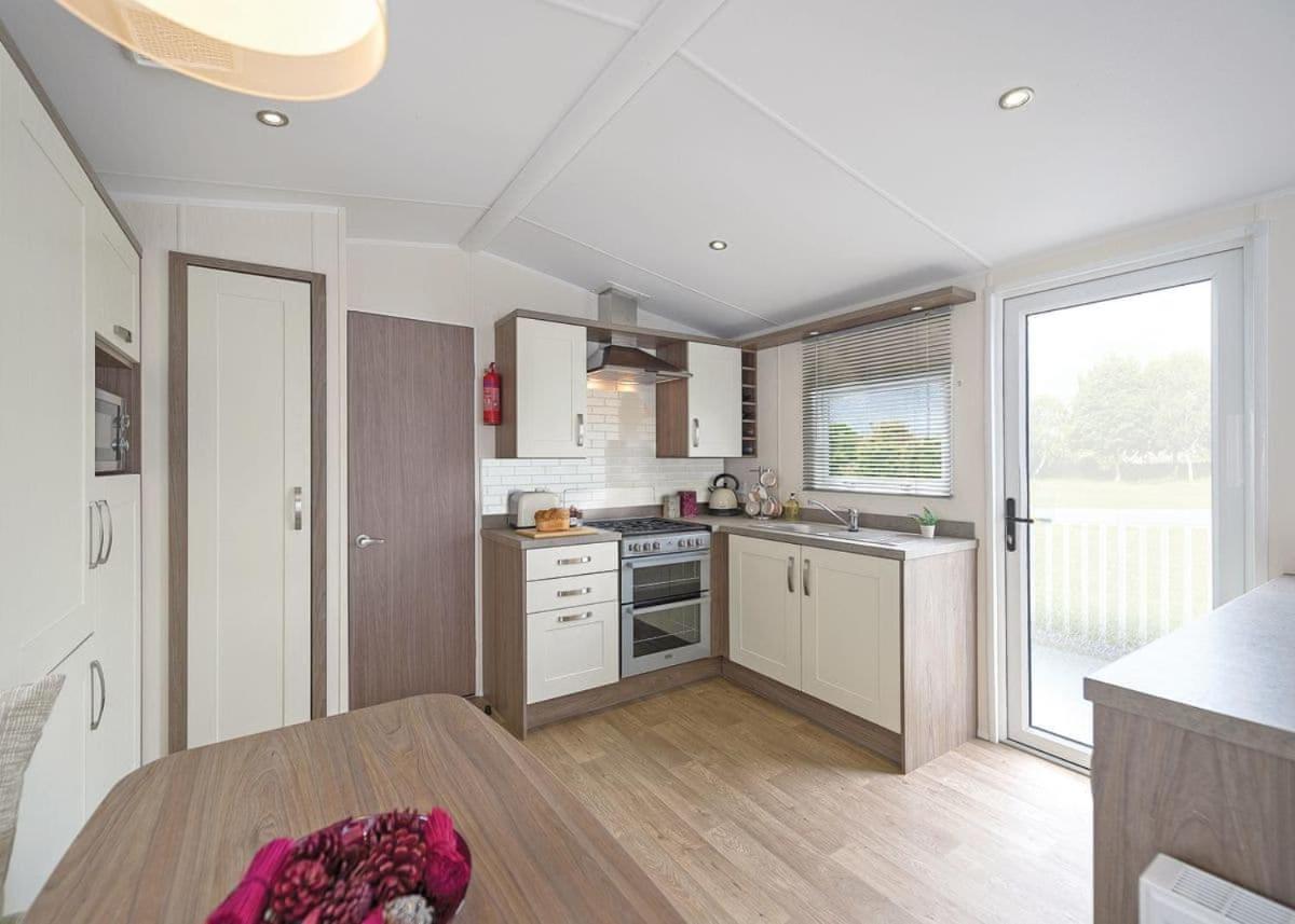 Cardigan Bay Holiday Park Экстерьер фото